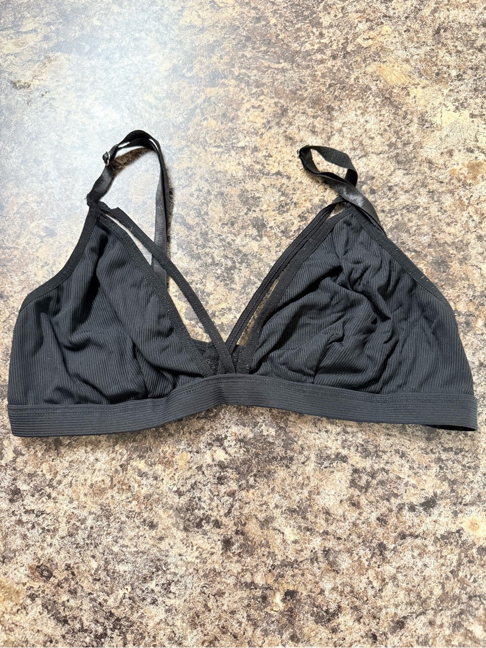 SHEIN Black Ribbed Triangle Bralette with Double Strap Accent